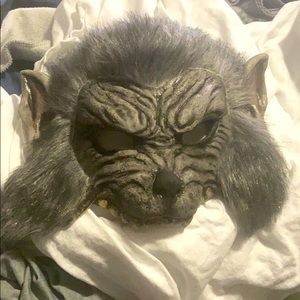 Wolf 🐺 Mask NWT